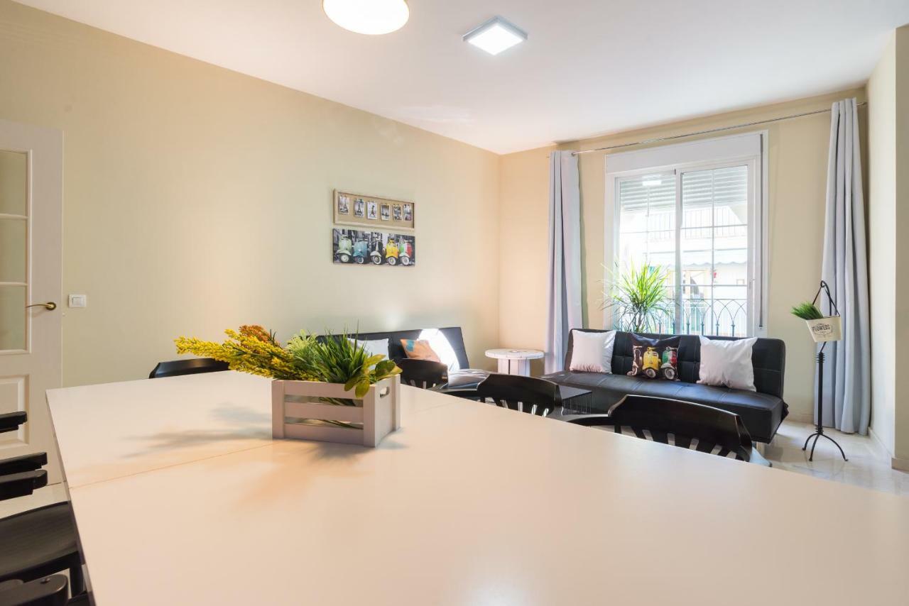 말라가 Gr2-Large Groups Apt-Walking Distance To Old Town 아파트 외부 사진